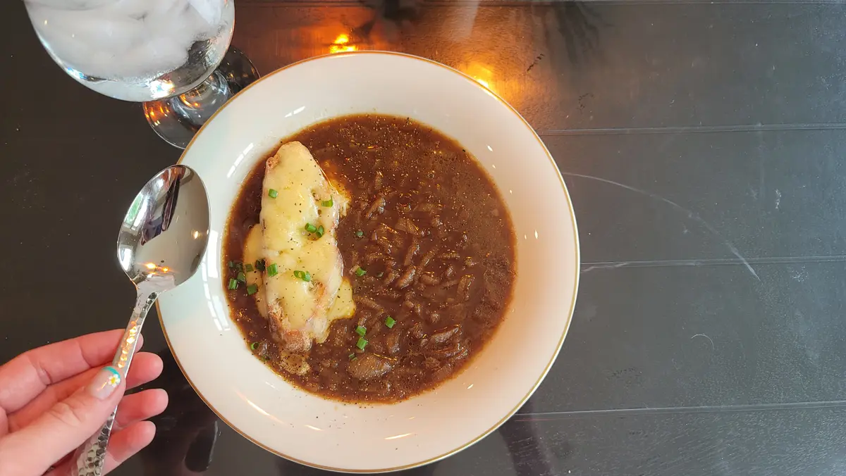French Onion Soup – A Cozy Classic with All the Comfort!