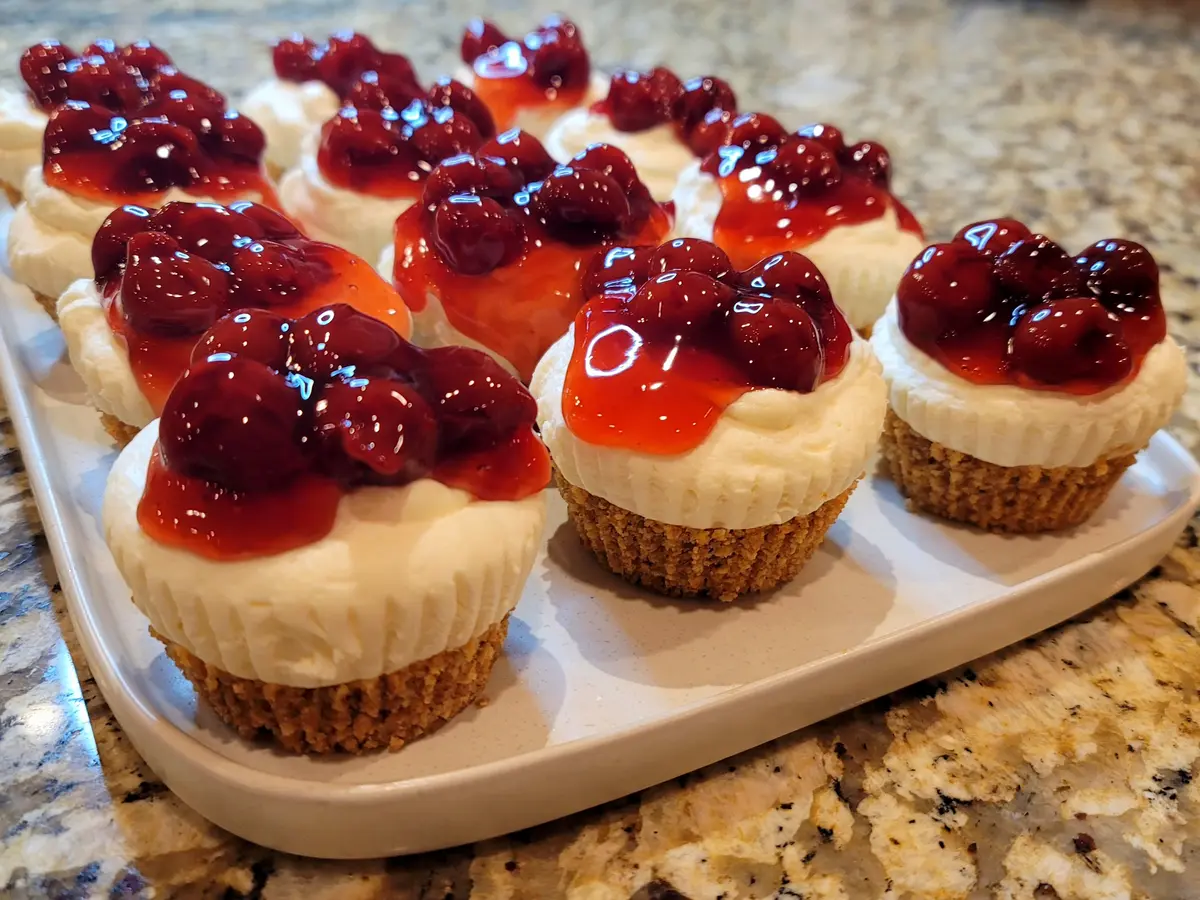 Individual No-Bake Cheesecakes