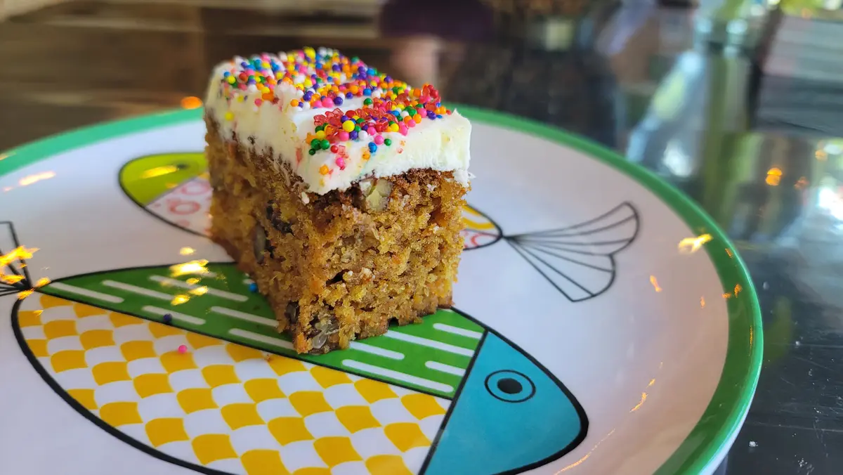 เค้กแครอทสูตรเด็ด – เค้กแครอท촉촉นุ่มอร่อยพร้อมสับปะรด 🍰🥕🍍