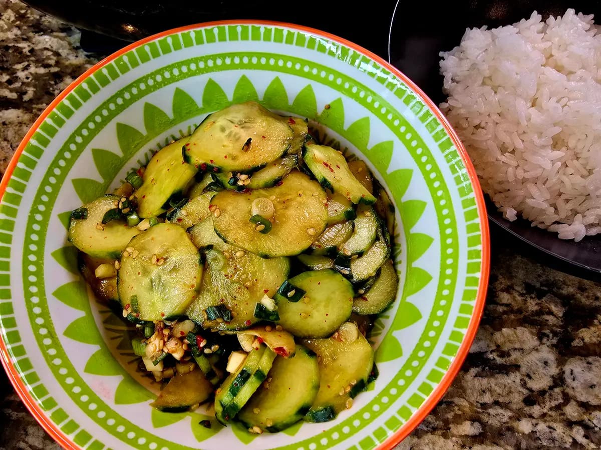 Salade de concombre épicée coréenne (Oi Muchim)
