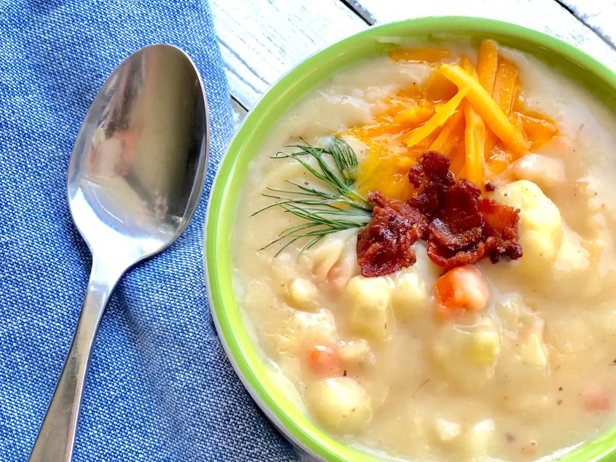 Kartoffel-Speck-Suppe