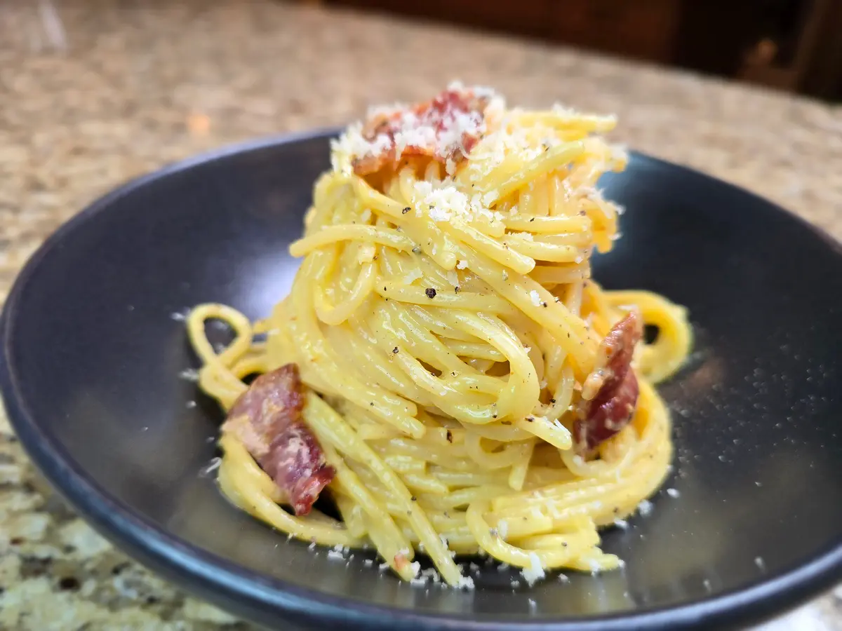 Quick & Easy Bacon Carbonara – A Weeknight Favorite