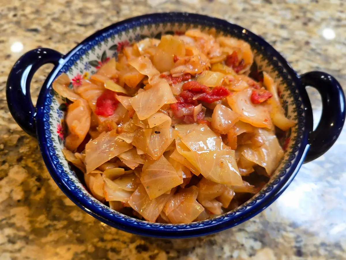 Simple and Surprising: My Favorite Stewed Cabbage Recipe