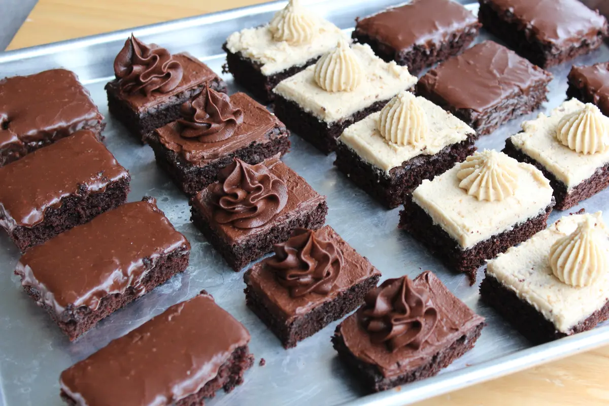 Der beste Schokoladen-Blechkuchen – Einfaches Eintopf-Rezept 🍫✨