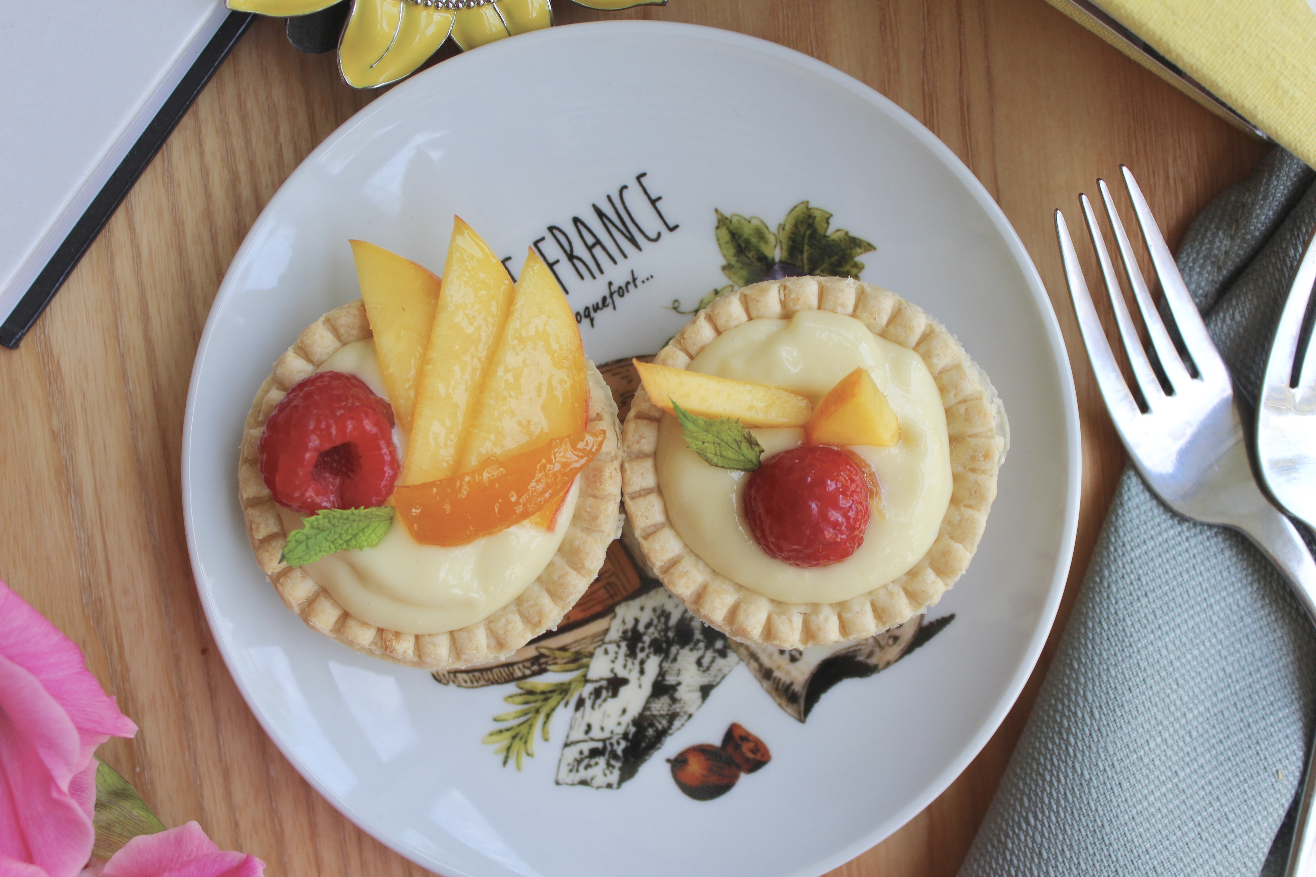 ครีมพาสทรี – หรือที่รู้จักในชื่อ Crème Pâtissière ✨