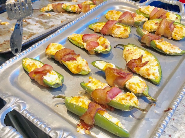 Jalapeno Poppers - very average appetizer, which I happen to love
