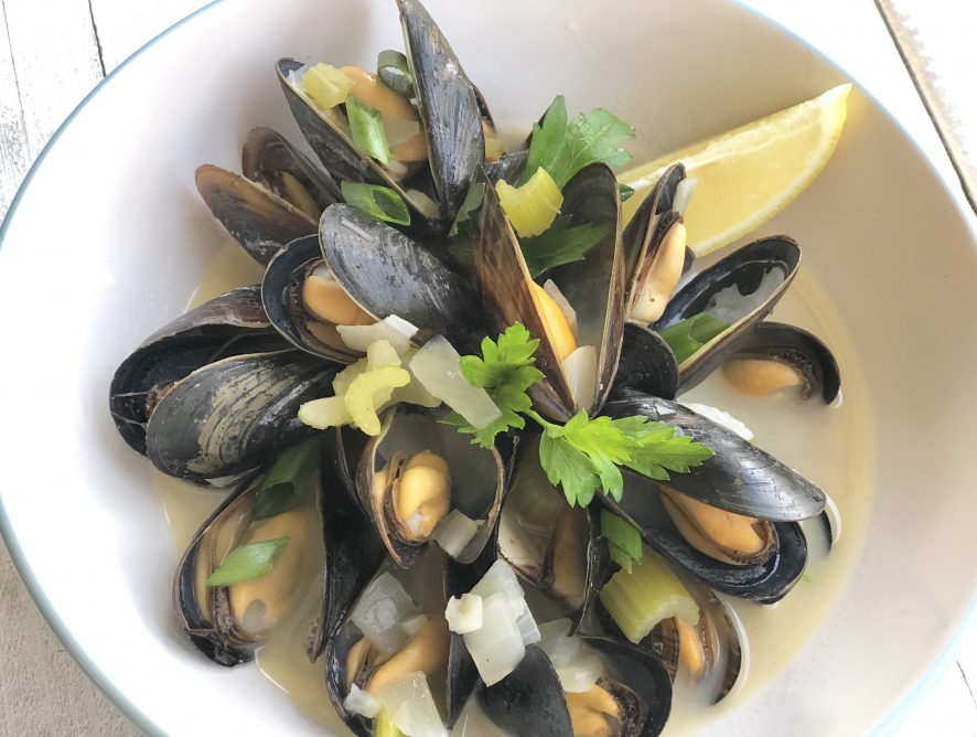 Mussels steamed in wine butter sauce - Underappreciated Superfood - Easy, Nutritious, Quick and Totally Delicious